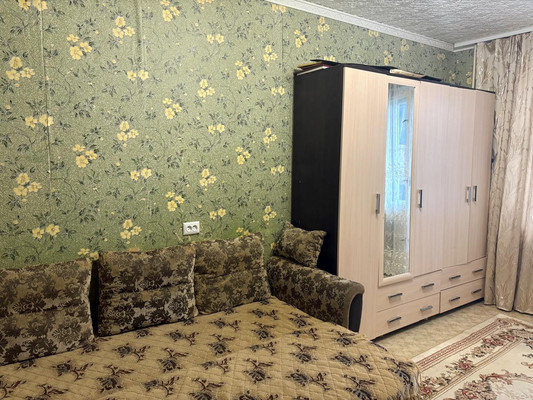 Продам однокомнатную (1-комн.) квартиру, Весенняя ул, 8, Волгодонск г