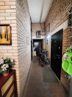 Продам трехкомнатную (3-комн.) квартиру, Западная ул, 44к1, Ям с