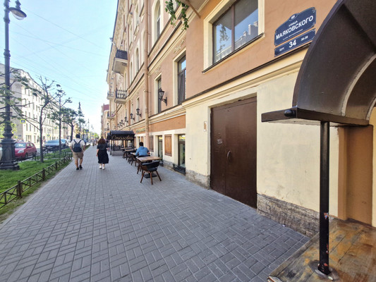Продам комнату в 8-комн. квартире, Маяковского ул, 34А, Санкт-Петербург г