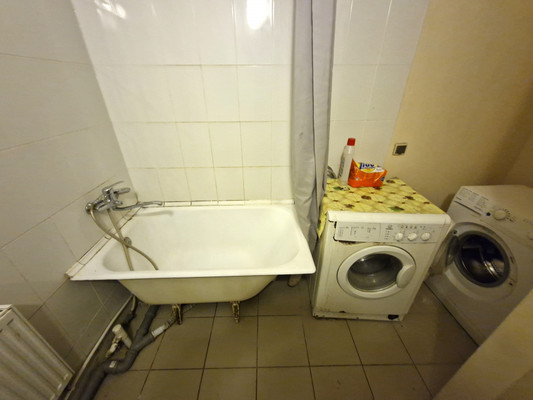 Продам комнату в 8-комн. квартире, Маяковского ул, 34А, Санкт-Петербург г