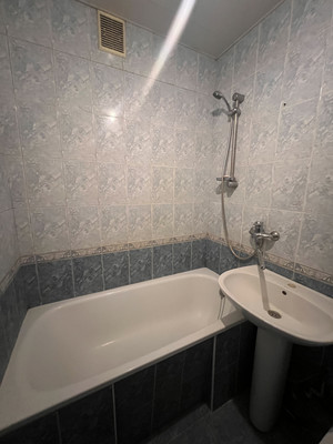 Продам однокомнатную (1-комн.) квартиру, Кирова ул, 14, Нальчик г