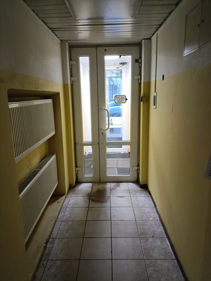Продам трехкомнатную (3-комн.) квартиру, Каменноостровский пр-кт, 67, Санкт-Петербург г