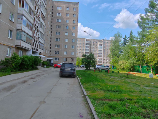 Продам двухкомнатную (2-комн.) квартиру, Добролюбова ул, 34, Нижний Тагил г
