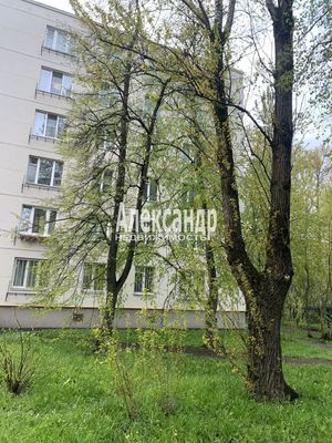 Продам однокомнатную (1-комн.) квартиру, Краснопутиловская ул, 32, Санкт-Петербург г