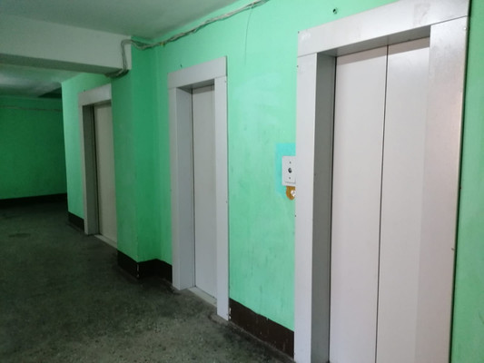 Продам комнату в 11-комн. квартире, Бухарестская ул, 128к2, Санкт-Петербург г