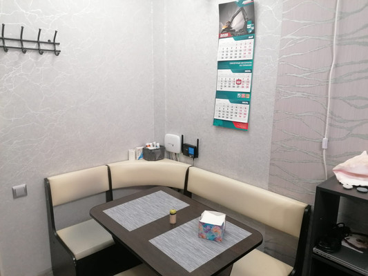 Продам комнату в 11-комн. квартире, Бухарестская ул, 128к2, Санкт-Петербург г