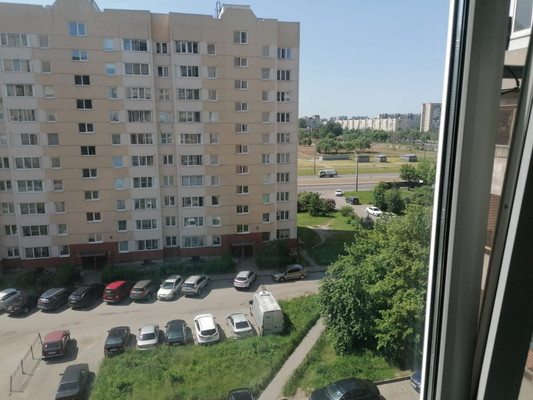 Продам комнату в 11-комн. квартире, Бухарестская ул, 128к2, Санкт-Петербург г