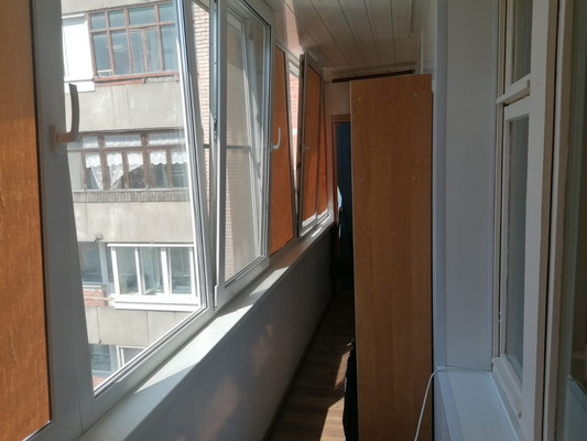 Продам комнату в 11-комн. квартире, Бухарестская ул, 128к2, Санкт-Петербург г