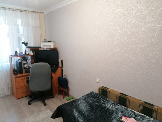 Продам комнату в 11-комн. квартире, Бухарестская ул, 128к2, Санкт-Петербург г