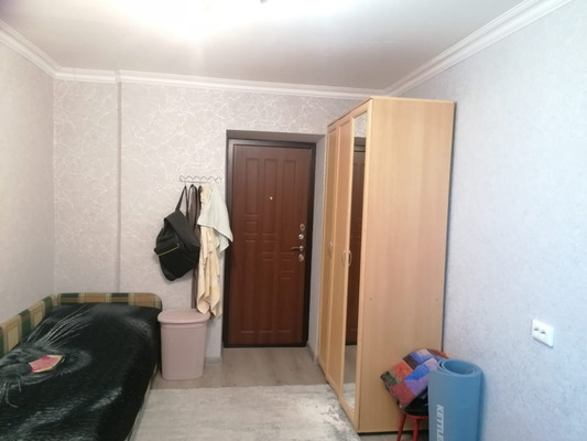 Продам комнату в 11-комн. квартире, Бухарестская ул, 128к2, Санкт-Петербург г