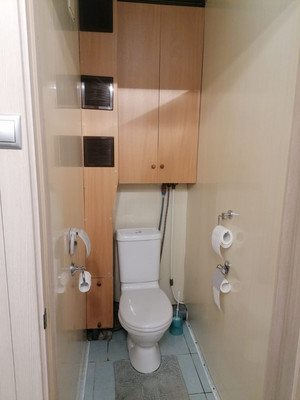 Продам комнату в 11-комн. квартире, Бухарестская ул, 128к2, Санкт-Петербург г
