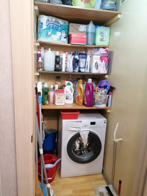 Продам комнату в 11-комн. квартире, Бухарестская ул, 128к2, Санкт-Петербург г