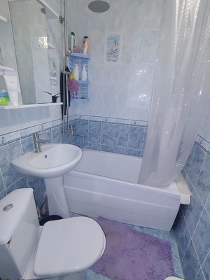 Продам двухкомнатную (2-комн.) квартиру, Горная ул, 8, Туапсе г