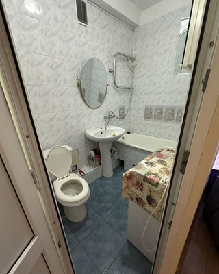 Продам трехкомнатную (3-комн.) квартиру, Зорге ул, 2, Ростов-на-Дону г
