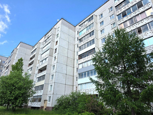 Продам трехкомнатную (3-комн.) квартиру, Ленина ул, 14А, Костомукша г