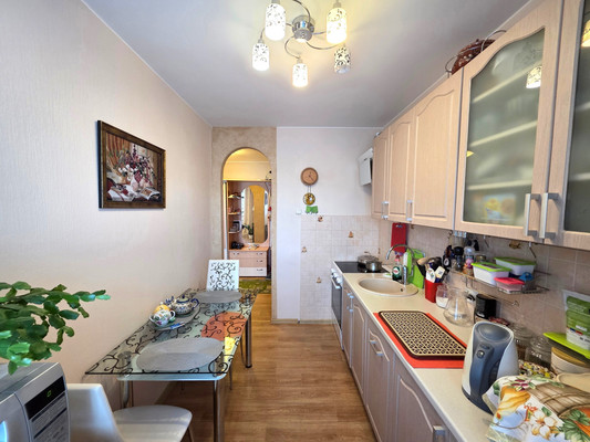 Продам трехкомнатную (3-комн.) квартиру, Ленина ул, 14А, Костомукша г