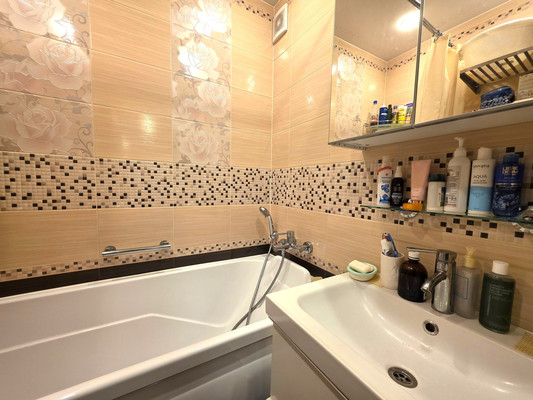 Продам трехкомнатную (3-комн.) квартиру, Ленина ул, 14А, Костомукша г
