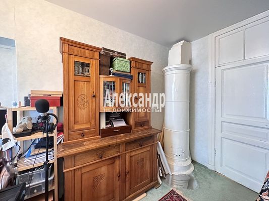 Продам трехкомнатную (3-комн.) квартиру, Конная ул, 5/3, Санкт-Петербург г