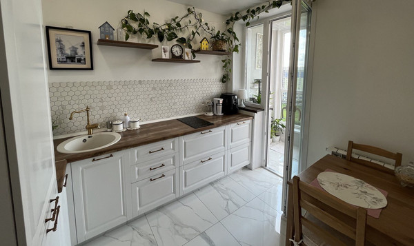 Продам двухкомнатную (2-комн.) квартиру, Курыжова (Южный мкр.) ул, 14к2, Домодедово г