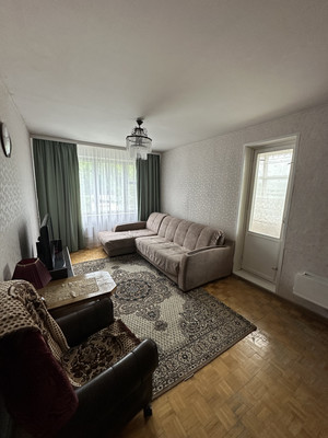 Продам трехкомнатную (3-комн.) квартиру, Дачная ул, 23, Раменское г