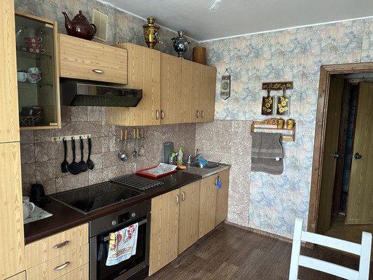 Продам трехкомнатную (3-комн.) квартиру, Дачная ул, 23, Раменское г