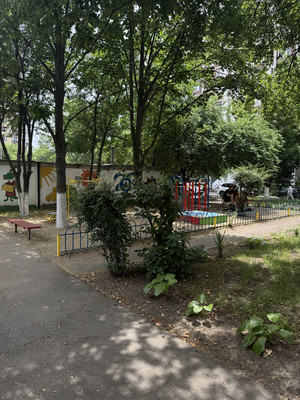 Продам двухкомнатную (2-комн.) квартиру, им. 40-летия Победы ул, 93, Краснодар г