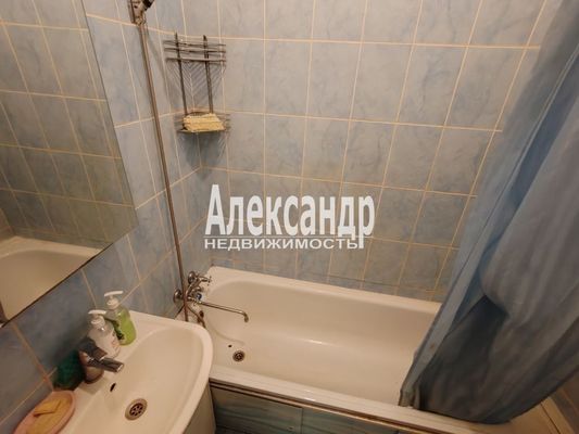 Сдам комнату в 4-комн. квартире, Конная ул, 20/6, Санкт-Петербург г