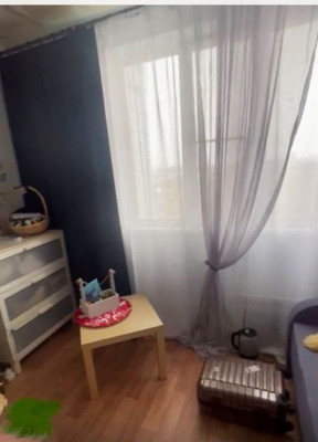 Продам трехкомнатную (3-комн.) квартиру, Братеевская ул, 21к2, Москва г