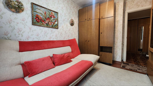 Продам двухкомнатную (2-комн.) квартиру, Менделеева ул, 14, Екатеринбург г