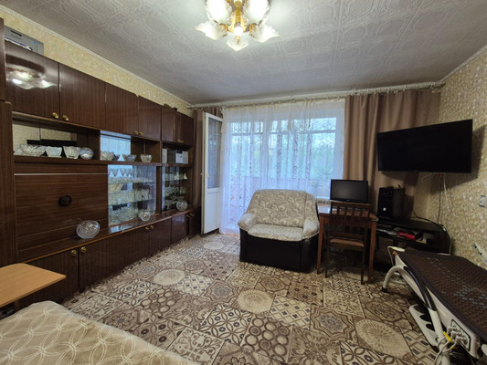 Продам двухкомнатную (2-комн.) квартиру, Менделеева ул, 14, Екатеринбург г