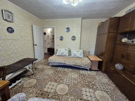 Продам двухкомнатную (2-комн.) квартиру, Менделеева ул, 14, Екатеринбург г