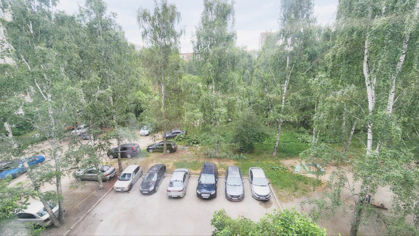 Продам двухкомнатную (2-комн.) квартиру, Менделеева ул, 14, Екатеринбург г
