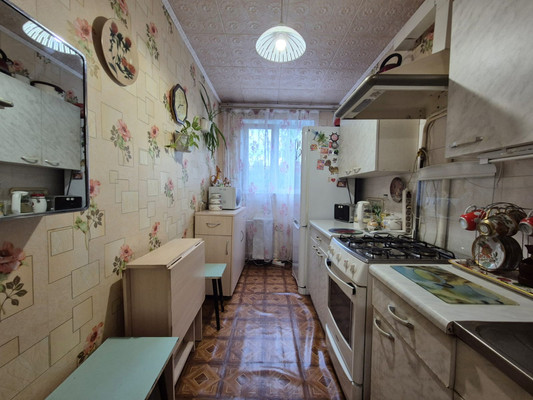 Продам двухкомнатную (2-комн.) квартиру, Менделеева ул, 14, Екатеринбург г