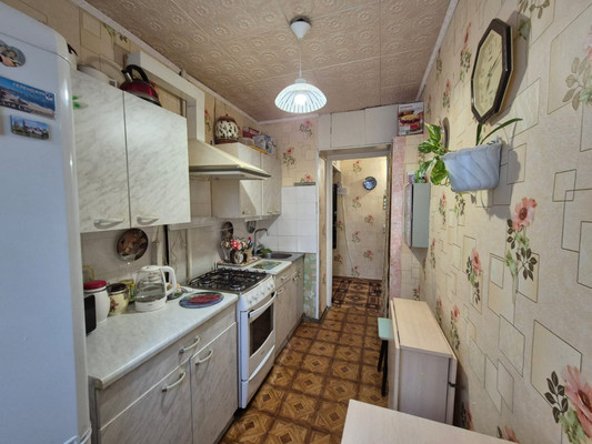 Продам двухкомнатную (2-комн.) квартиру, Менделеева ул, 14, Екатеринбург г