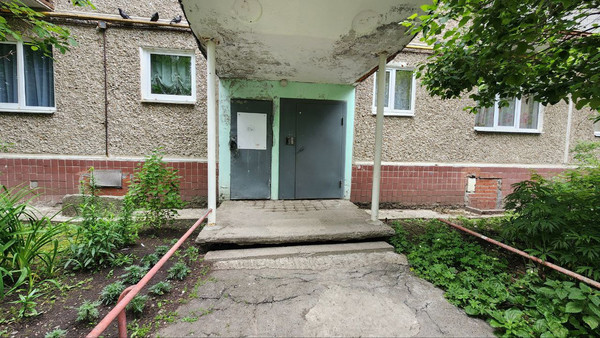 Продам двухкомнатную (2-комн.) квартиру, Менделеева ул, 14, Екатеринбург г
