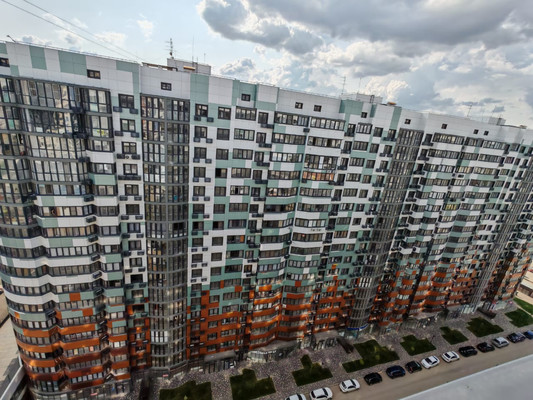 Продам двухкомнатную (2-комн.) квартиру, Командорская ул, 15к1, Краснодар г