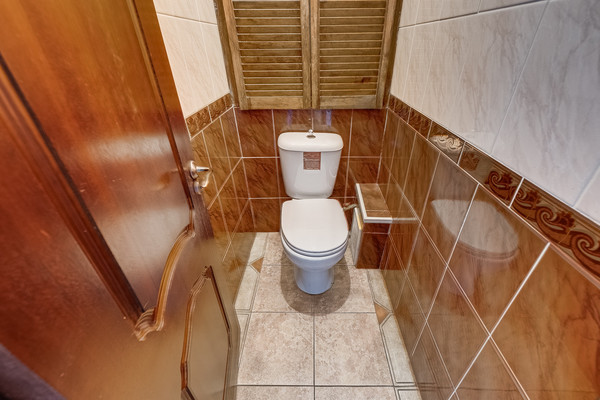 Продам трехкомнатную (3-комн.) квартиру, Энергетическая ул, 3, Москва г