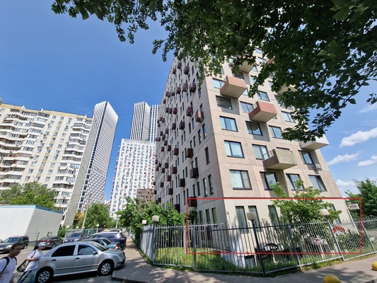 Продам коммерческое помещение 401 м2, Народного Ополчения ул, 11, Москва г