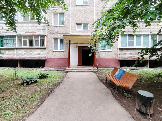 Продам двухкомнатную (2-комн.) квартиру, Маршала Жукова ул, 169а, Сырьево д
