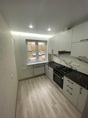 Продам трехкомнатную (3-комн.) квартиру, Юфимцева ул, 14/2, Ростов-на-Дону г