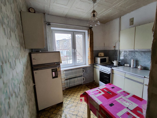 Продам трехкомнатную (3-комн.) квартиру, Митрофанова ул, 17, Люберцы г