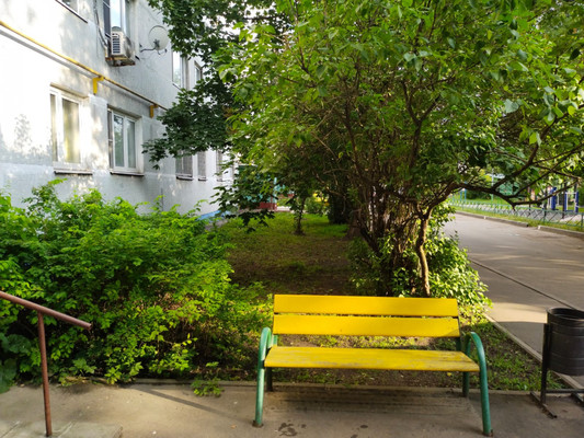 Продам трехкомнатную (3-комн.) квартиру, Митрофанова ул, 17, Люберцы г