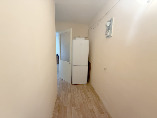 Продам однокомнатную (1-комн.) квартиру, Литвинова ул, 8к1, Ростов-на-Дону г