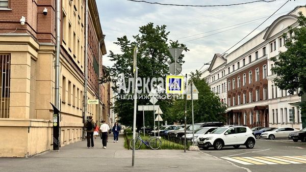 Продам двухкомнатную (2-комн.) квартиру, Лиговский пр-кт, д. 133, Санкт-Петербург г