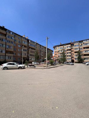 Продам двухкомнатную (2-комн.) квартиру, им. Шаляпина Ф.И. ул, 31кв, Краснодар г