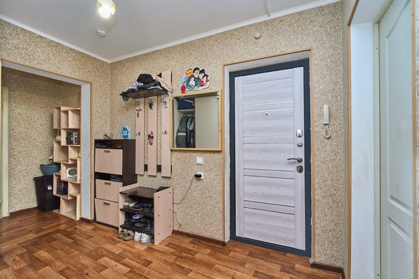 Продам двухкомнатную (2-комн.) квартиру, им. писателя Знаменского пр-кт, 16, Краснодар г