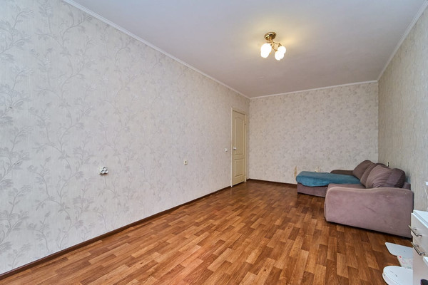 Продам двухкомнатную (2-комн.) квартиру, им. писателя Знаменского пр-кт, 16, Краснодар г