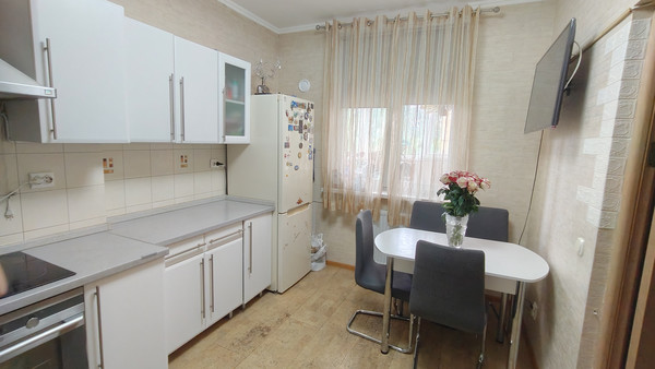 Продам однокомнатную (1-комн.) квартиру, Батальная ул, 69в, Калининград г