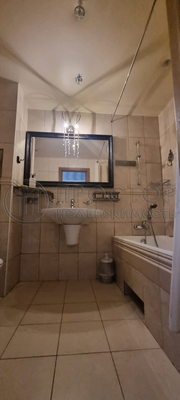Продам двухкомнатную (2-комн.) квартиру, Хачатуряна ул, 12к2, Москва г