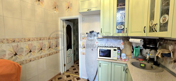 Продам двухкомнатную (2-комн.) квартиру, Пересветов пер, 7к1, Москва г